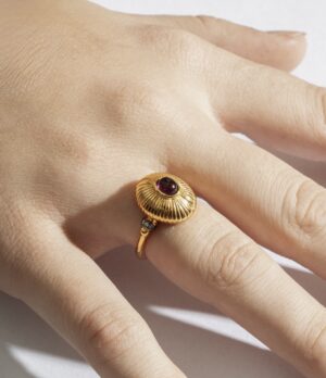 Anel Botão em prata 950 banho de ouro amarelo 18k com Rodolita e Diamantes - Imagem 3